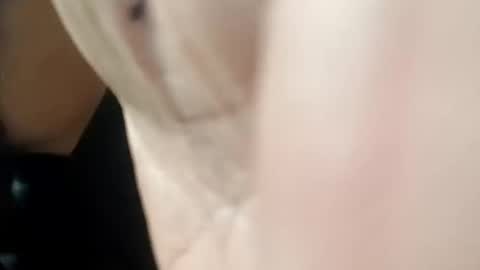 Naughty Cassandra CD online show from 12-19-25, 07:54