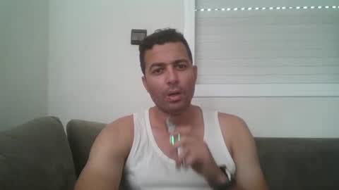 Snapshot of genteldevil chatting on 01-19-25, 12:50 genteldevil online show from 01-19-25, 12:50