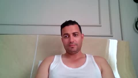 Snapshot of genteldevil chatting on 05-13-26, 02:14 genteldevil online show from 05-13-26, 02:14