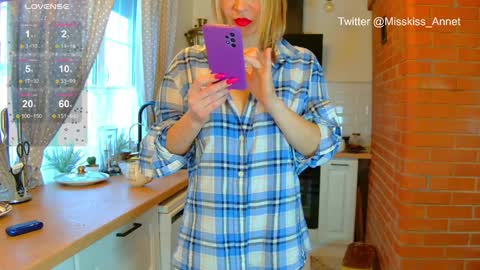 Snapshot of gentle_an chatting on 01-24-25, 11:04 Anna online show from 01-24-25, 11:04