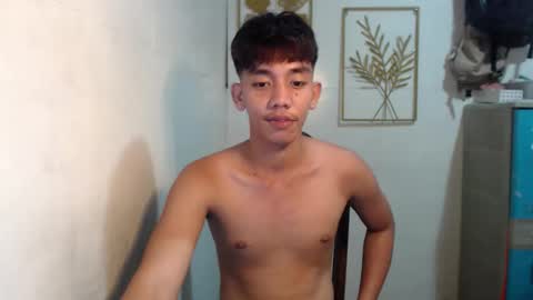 Rayl online show from 10-26-25, 02:01