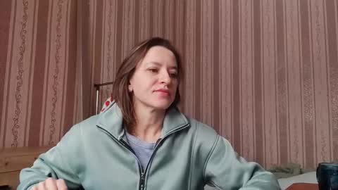 Snapshot of gentlemuse1 chatting on 01-07-26, 08:39 Tasha online show from 01-07-26, 08:39