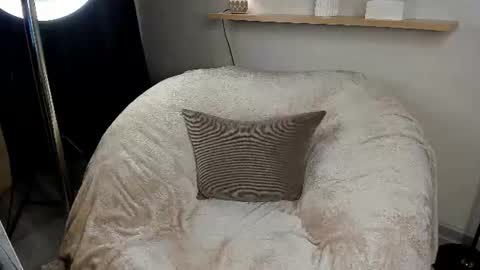 Snapshot of gentlesine chatting on 06-14-26, 02:24 gentlesine online show from 06-14-26, 02:24