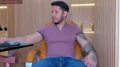 George online show from 11-17-25, 08:25