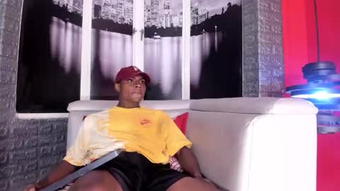 G E O R G E online show from 12-03-25, 04:09