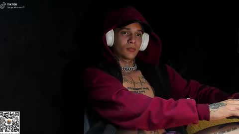 independent model online show from 02-09-25, 04:57