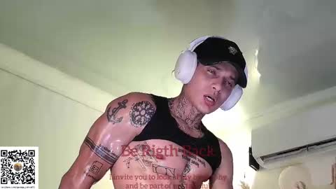 independent model online show from 02-11-25, 04:55