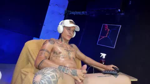 independent model online show from 03-09-26, 09:08