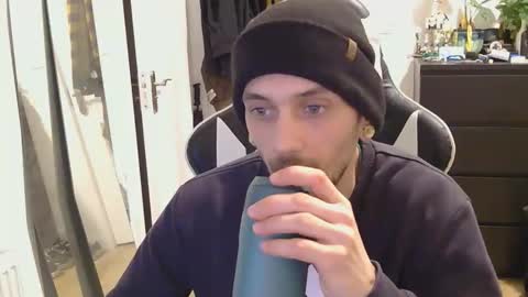 georgek0011 online show from 02-13-26, 07:10