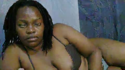 Snapshot of georgeous_kimberly chatting on 09-17-25, 07:04 georgeous_kimberly online show from 09-17-25, 07:04