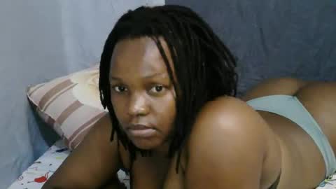 Snapshot of georgeous_kimberly chatting on 09-18-25, 07:10 georgeous_kimberly online show from 09-18-25, 07:10