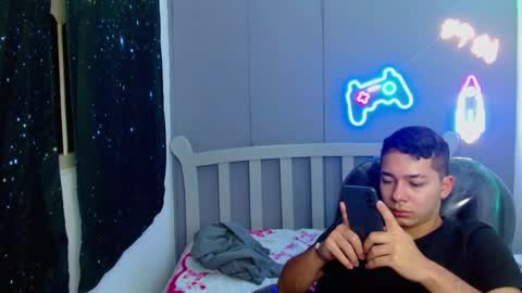 GEORGE online show from 12-30-24, 06:09