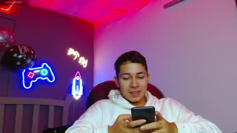 GEORGE online show from 01-12-25, 01:42