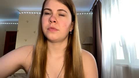 Amy is here ntmuMy TG MaevAmy online show from 04-10-26, 01:27