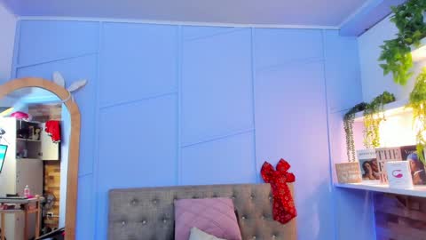 Georgina Coule online show from 01-02-25, 06:23