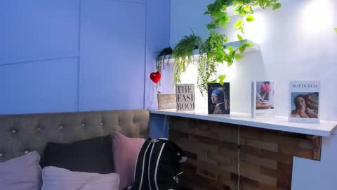 Snapshot of georgina_coule chatting on 01-07-26, 12:18 Georgina Coule online show from 01-07-26, 12:18