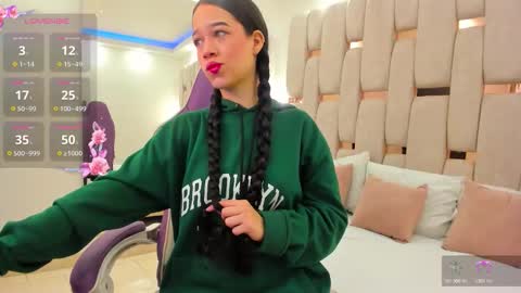 Georgina Kloss  online show from 02-06-26, 05:05