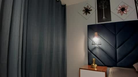 Georgina  online show from 04-12-26, 11:04