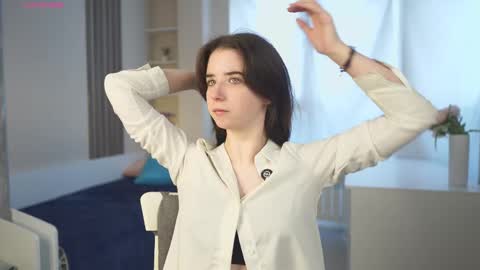 My name is Kelly online show from 09-27-25, 03:22