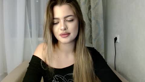 Snapshot of gerda_bloempje chatting on 10-19-25, 11:38 Gerda online show from 10-19-25, 11:38