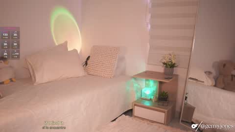 germaine_jones online show from 01-06-25, 12:46