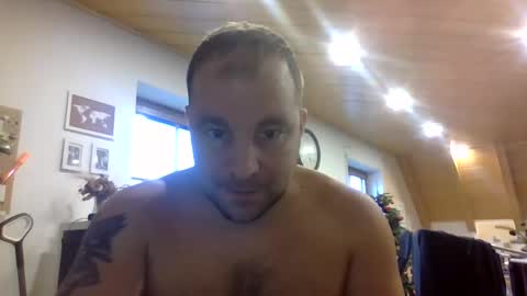 germandick2905 online show from 12-05-25, 08:23