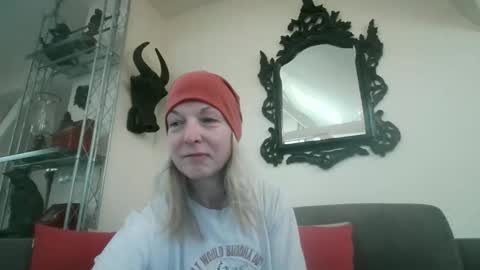 germansweety online show from 12-20-25, 09:49