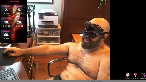 Daddy Jokes online show from 11-14-25, 05:11