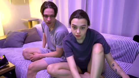 Jean and Isa couple Van online show from 01-11-25, 01:22