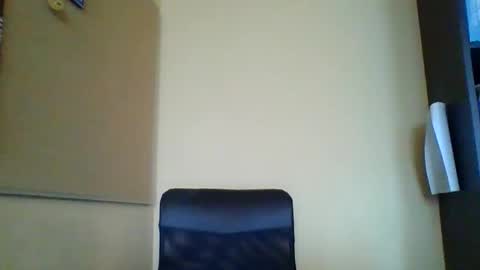 Snapshot of gerrylaylol chatting on 09-24-25, 07:01 gerrylaylol online show from 09-24-25, 07:01