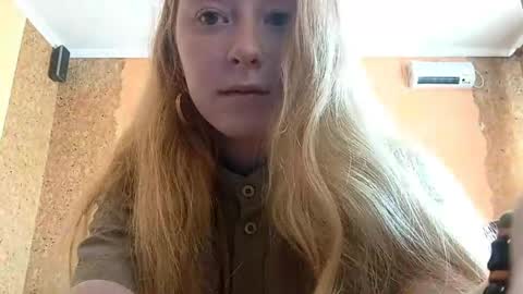 Snapshot of gertrudisturbe chatting on 05-02-26, 11:10 Kate online show from 05-02-26, 11:10