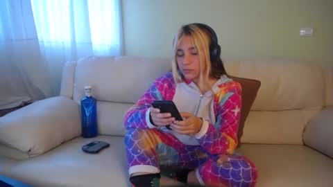 Snapshot of ggemas chatting on 12-22-24, 03:22 ggemas online show from 12-22-24, 03:22