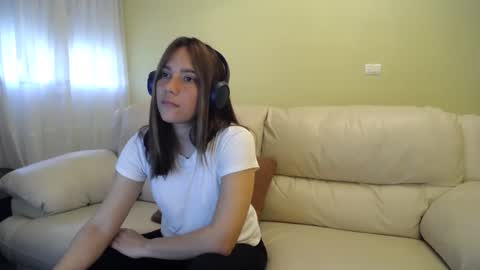 Snapshot of ggemas chatting on 02-15-25, 09:38 ggemas online show from 02-15-25, 09:38