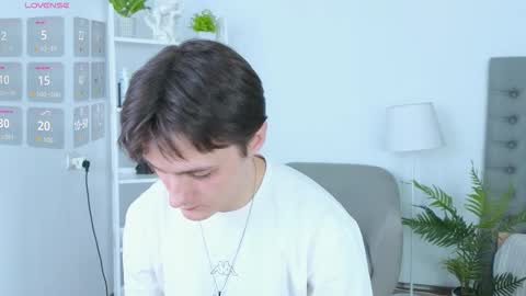 Alex online show from 10-16-25, 09:32