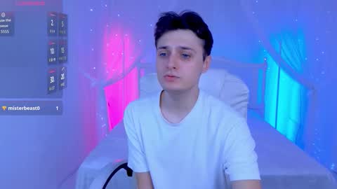 Alex online show from 11-26-25, 10:38