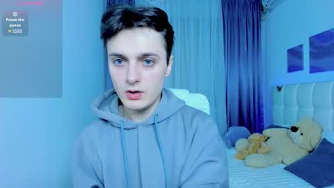 Alex online show from 12-04-25, 10:24