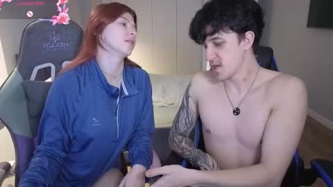 Snapshot of ggoppolsme chatting on 10-22-25, 05:24 Ester and Ri online show from 10-22-25, 05:24