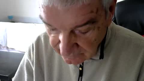 Snapshot of gh1952ma chatting on 03-01-25, 01:07 Gisse online show from 03-01-25, 01:07