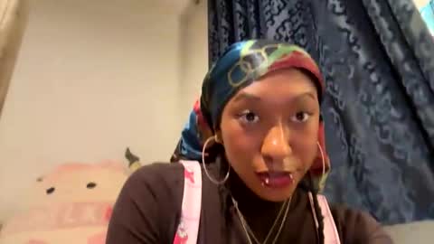 Snapshot of ghastgirlt_t chatting on 10-17-25, 04:59 ghastgirlt_t online show from 10-17-25, 04:59