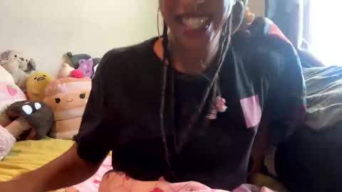 Snapshot of ghastgirlt_t chatting on 10-23-25, 04:17 ghastgirlt_t online show from 10-23-25, 04:17