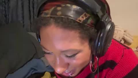 Snapshot of ghastgirlt_t chatting on 11-06-25, 03:18 ghastgirlt_t online show from 11-06-25, 03:18