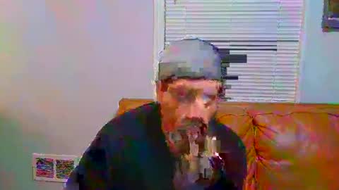 Snapshot of ghomps88 chatting on 10-21-25, 05:52 Gee online show from 10-21-25, 05:52