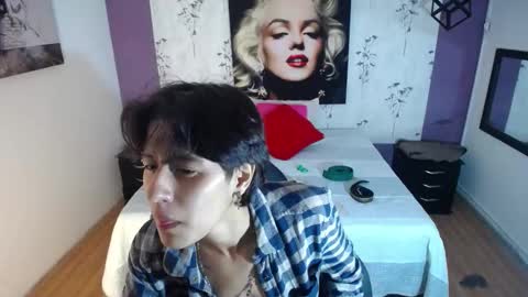 Your Girl  online show from 11-22-25, 01:15