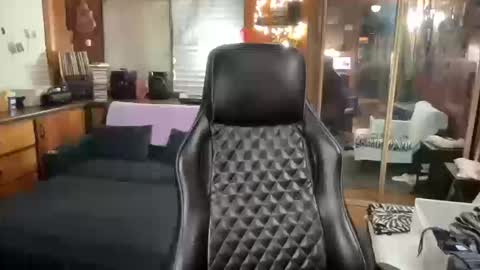 Snapshot of ghostboygbc chatting on 10-15-25, 04:56 ghostboygbc online show from 10-15-25, 04:56