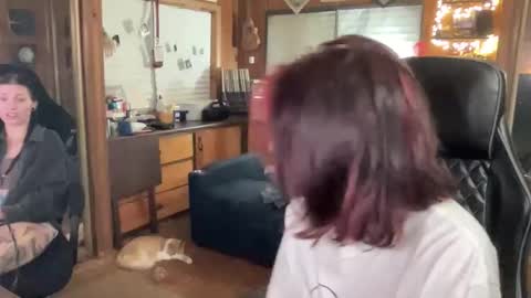 Snapshot of ghostboygbc chatting on 10-16-25, 05:08 ghostboygbc online show from 10-16-25, 05:08