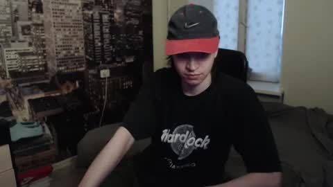 Snapshot of ghostfacefriends chatting on 11-24-25, 04:12 Fedya online show from 11-24-25, 04:12