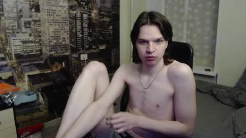 Snapshot of ghostfacefriends chatting on 12-14-25, 01:33 Fedya online show from 12-14-25, 01:33