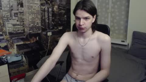 Snapshot of ghostfacefriends chatting on 12-14-25, 05:51 Fedya online show from 12-14-25, 05:51