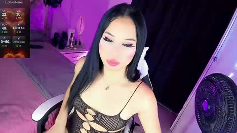 Snapshot of gia21xxx chatting on 05-08-26, 08:30 Gia Ferrara online show from 05-08-26, 08:30