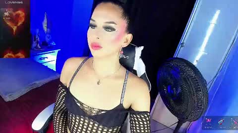 Snapshot of gia21xxx chatting on 06-06-26, 03:55 Gia Ferrara online show from 06-06-26, 03:55